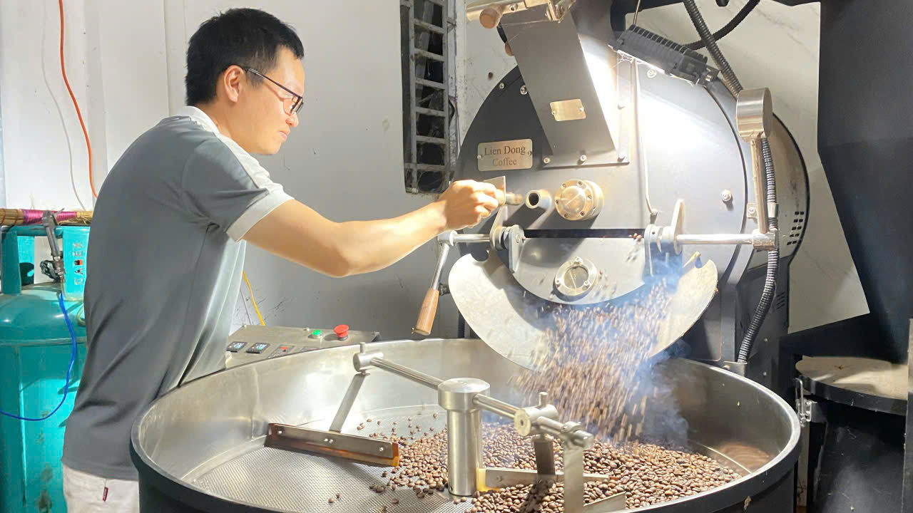 Một mẻ cà phê được rang